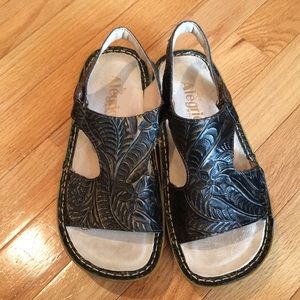 Alegria Black Embossed Sandals